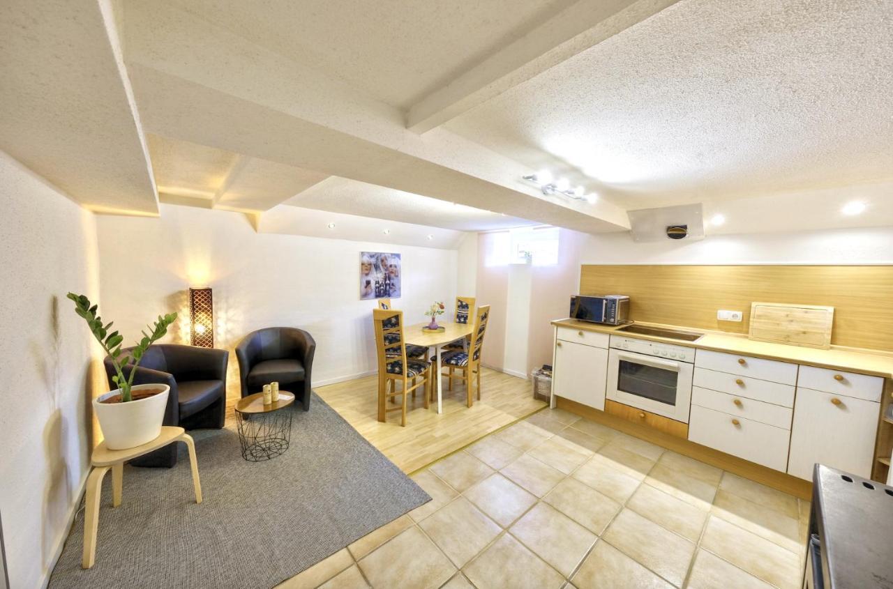 2 Zimmer I Kueche I Smarttv I Klima I Parkplatz I 3 Bed I Wlan Tacherting Exteriör bild